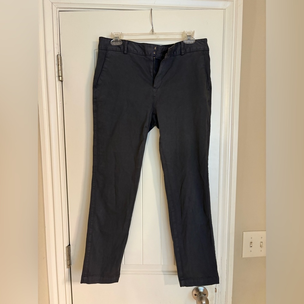 Banana Republic original Sloan Women’s Dark Charcoal pants size 6